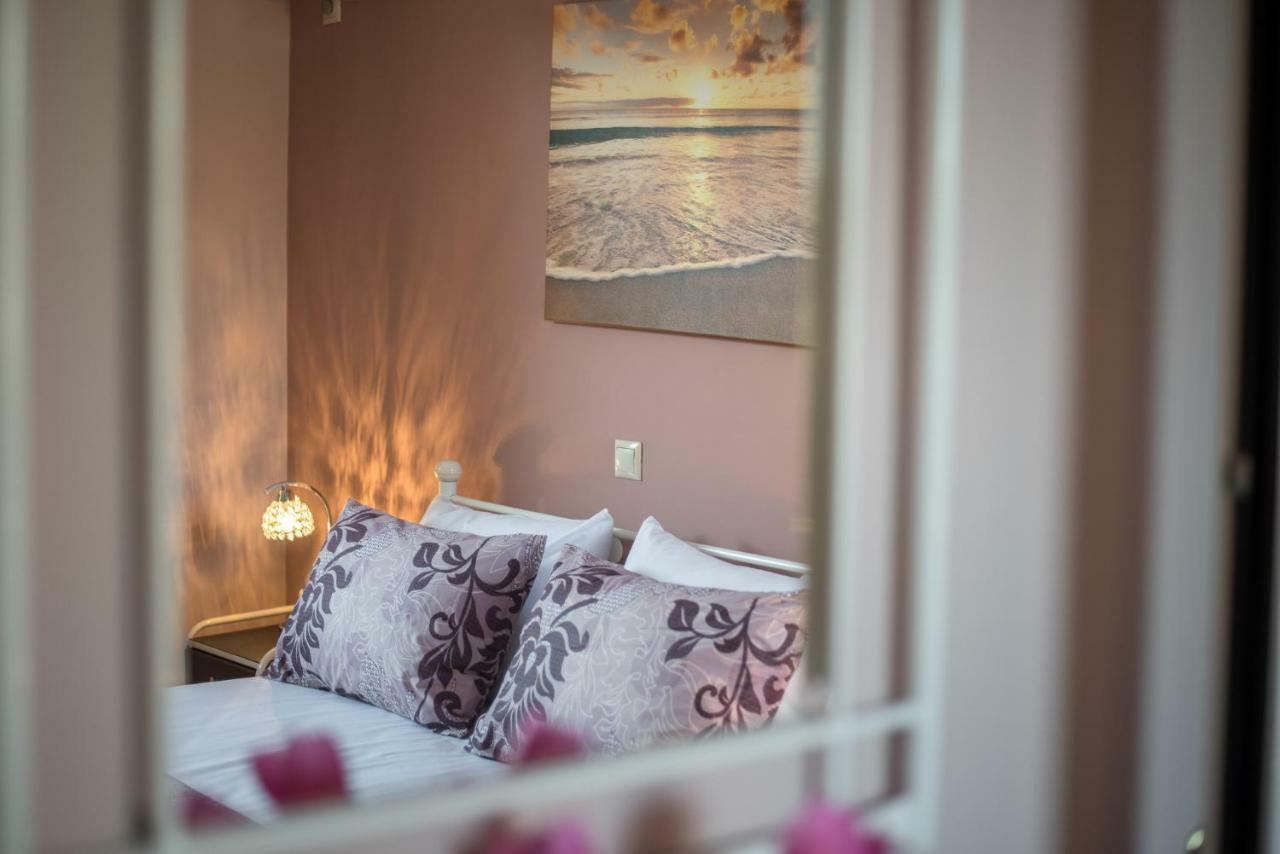 Sofia'S Apartments Razáta 외부 사진